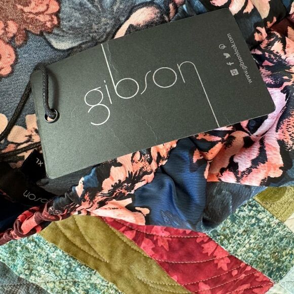 🌞 NWT Silk Material Floral Asymmetrical Skirt - Picture 7 of 7